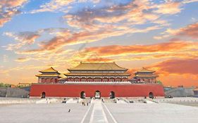 Base-Beijing Sanlitun Serviced Apartment-Close To Forbidden City, Tian'Anmen Square &Bike Rental &Subway Line 2&3&17 &Free Coffee &Washing Machine, Kitchen &English Speaking &High Speed Free Wifi &Robot